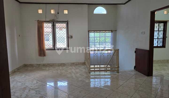 For Sale 2-Story House in South Denpasar Area, Pemogan 2