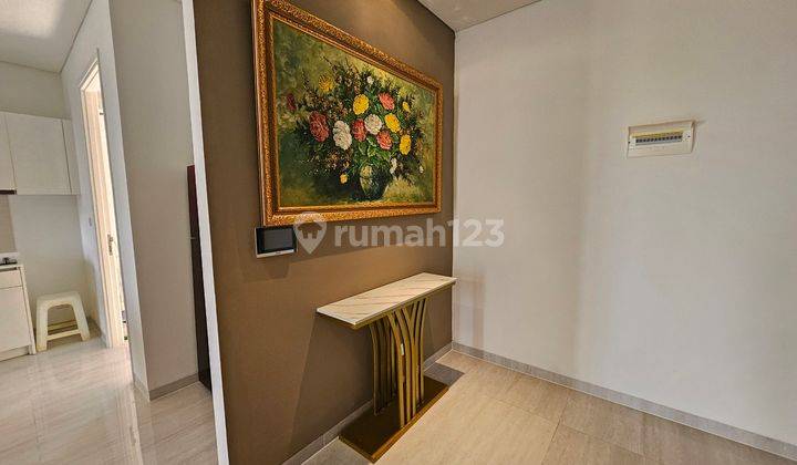 3BEDROOM FULL FURNISHED LLOYD APARTEMEN ALAM SUTERA 2