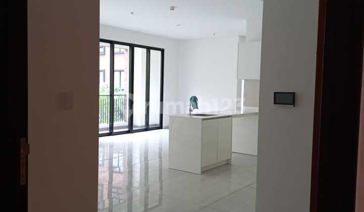 3 Bedroom Lloyd Low Rise Apartemen Alam Sutera 2