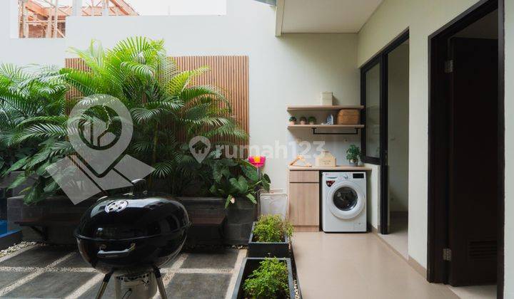 Rumah 2 Lantai Impian Dengan Backyard 3min Stasiun Kereta Cepat 2