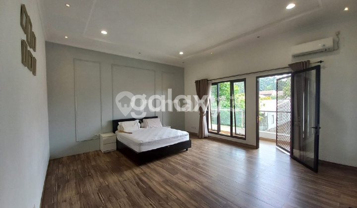 Rumah 2 Lantai Bagus Banget & Siap Huni Di Jl. Mangunsari Gunung Pati 1