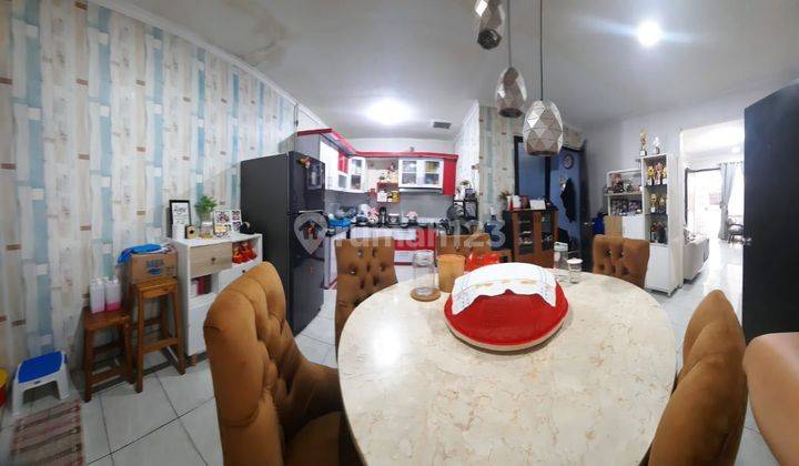 ruang makan di perumahan grand sutera tangerang,