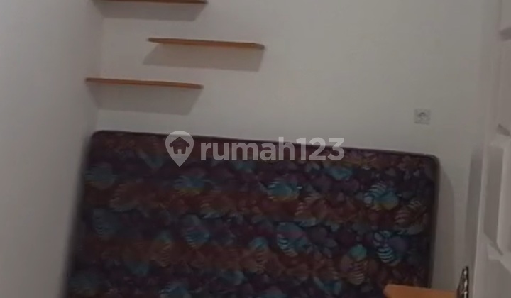 For Sale: 4½ Story Very Active Boarding House in Tomang Tinggi Raya, West Jakarta For Sale: 4½ Story Very Active Boarding House in Tomang Tinggi Raya, West Jakarta