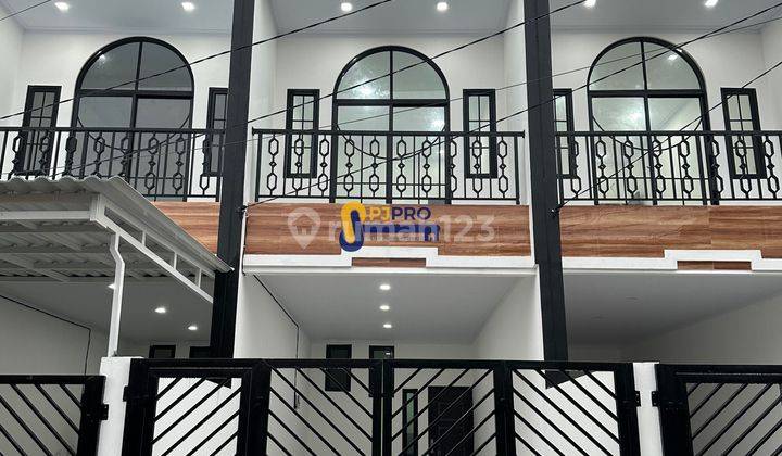 Dijual Rumah 3 Lantai Bebas Banjir di Jakarta Barat 1