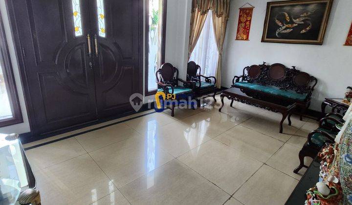 Dijual Cepat Rumah Cakep 3 Lantai di Jakarta Barat 2