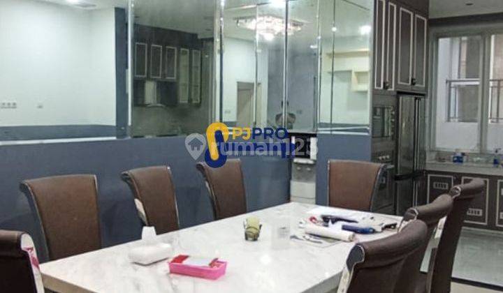 Disewakan Rumah Cantik Full Furnished di PIK 1 2