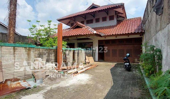 DIjual rumah dengan lahan luas di cireunde ciputat tangerang 2