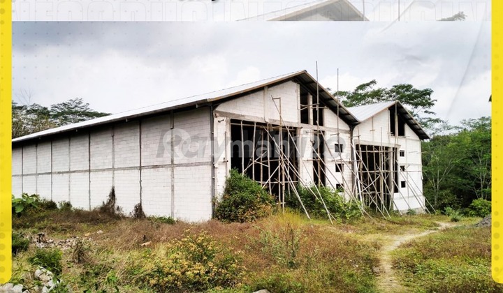 Warehouse Under Construction for Sale in Industrial Area