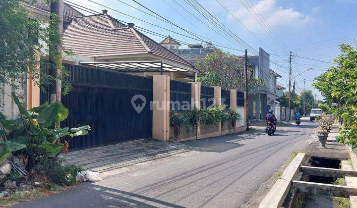 Dijual Rumah Bagus di Daerah Jajar, Laweyan 1