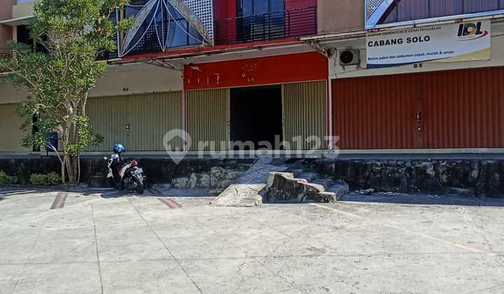 Adisumarmo Street Galeria Ruko, Ngemplak Boyolali, near the Airport Adisumarmo Street Galeria Ruko, Ngemplak Boyolali, near the Airport