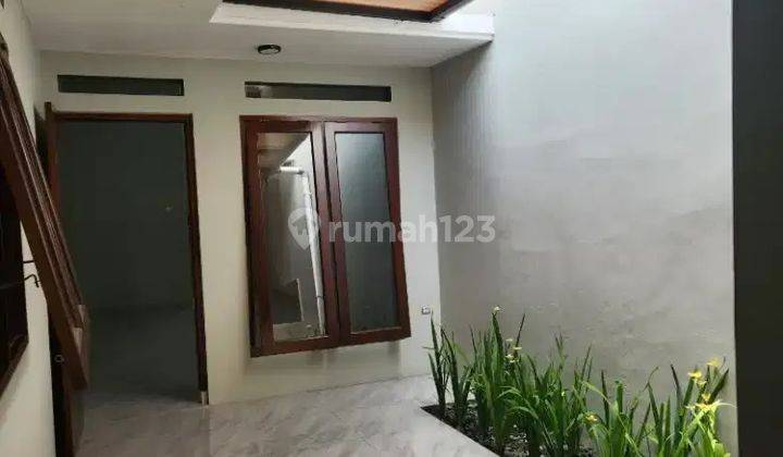 Dijual Rumah Siap Pakai di Blulukan Colomadu Solo 2