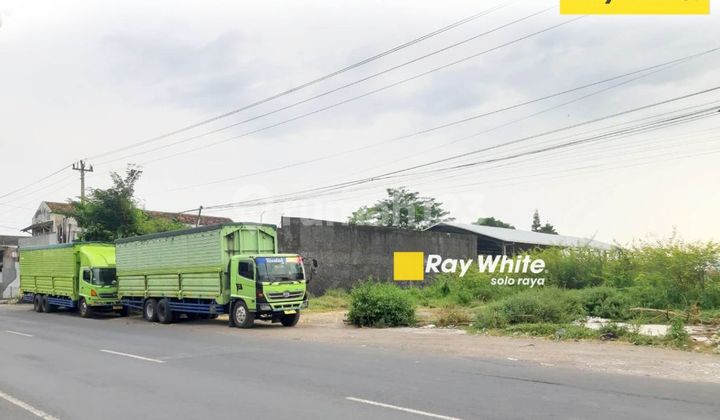 Dijual Tanah 2737m² di Tepi Jl. Adi Sumarmo, Banyuanyar