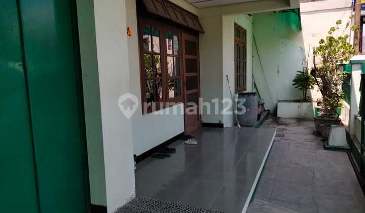 For Sale 2-Storey House in Serengan Ready to Use 2