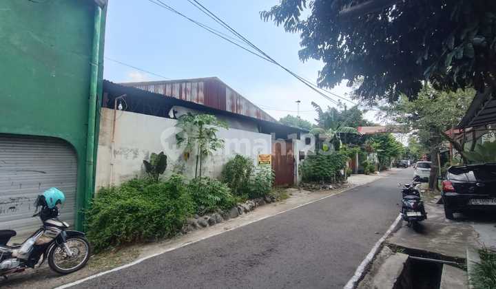 Warehouse for Sale in Laweyan Solo Batik Industrial Area