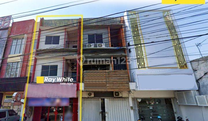 Ruko Strategis Dekat Pusat Perbelanjaan 1