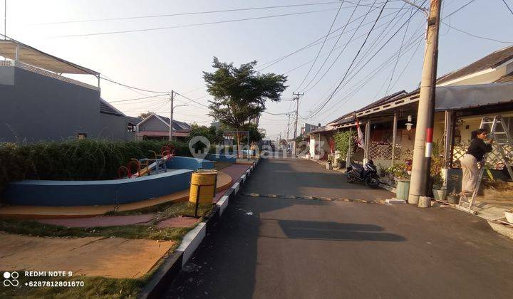 Rumah Sudah Renovasi Unfurnished HGB di Jl Pucung Kotabaru Karawang, Karawang 2