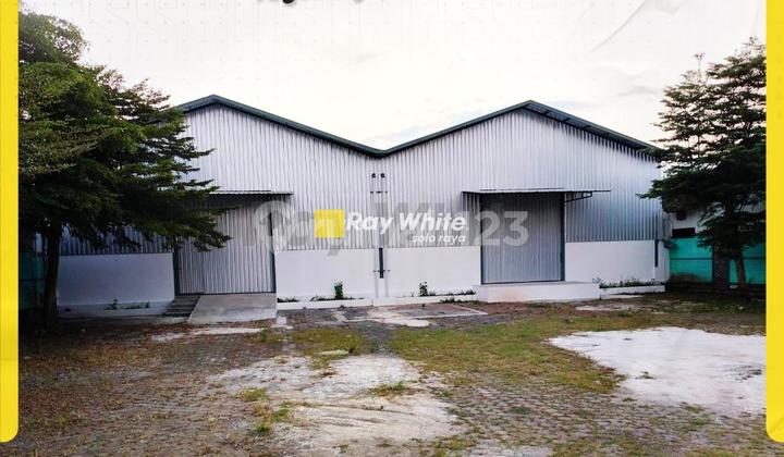 Warehouse 2350.0 M² In Argomulyo Unfurnished Ready to Occupy Strategic Location