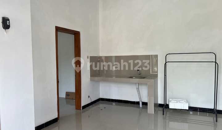 Rumah Bagus Unfurnished SHM Ngrombo Baki, Sukoharjo 2