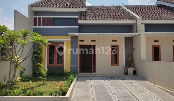Rumah Baru di Perumahan Grand Bekonang Park dekat pasar bagus siap huni.