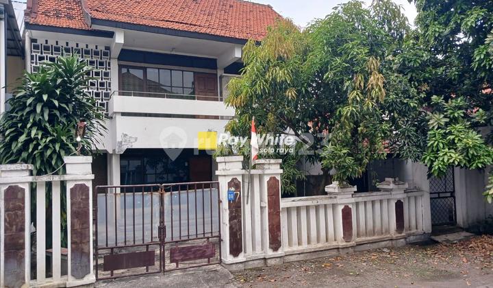 Rumah Di Laweyan Bagus Siap Huni Dekat Solo Square Mall Rumah Di Laweyan Bagus Siap Huni Dekat Solo Square Mall