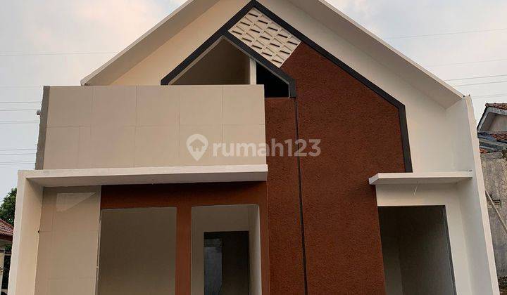 Rumah ready stok dicinangka sawangan Depok  1