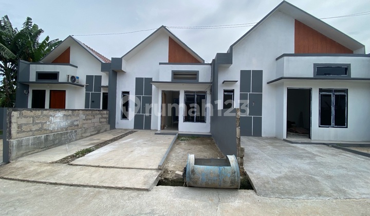 Rumah Kpr Ready Shm Murah Dekat Stasiun 