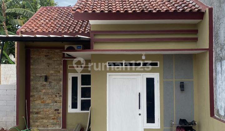 Nice House with Certificate, Car Access, Near Station, Flood-Free Nice House with Certificate, Car Access, Near Station, Flood-Free