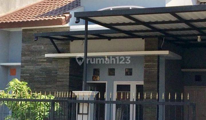 RUMAH MINIMALIS MODERN 1,5 LANTAI DI JALAN MANGESTI RAYA GENTAN