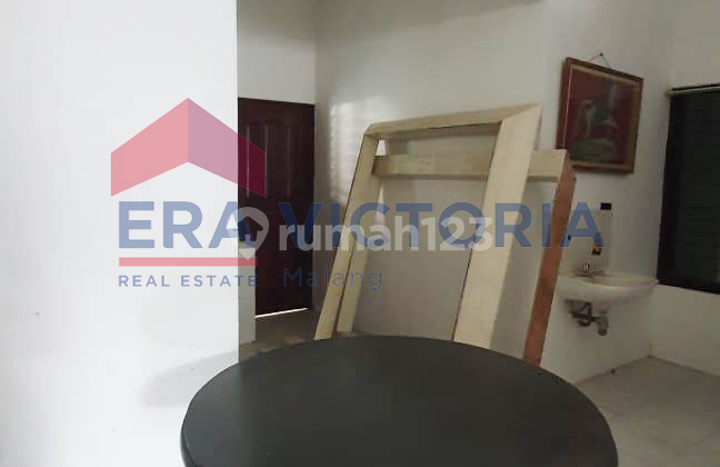 Rumah Pinggir Jalan Utama Muncar Lokasi Ramai, Dekat Fasilitas Umum 2