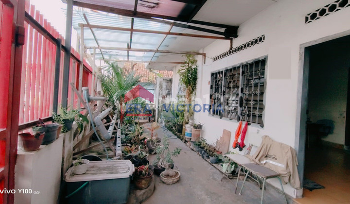 Comfortable Residence in the Heart of Kediri City for Sale, House Near Mall 2