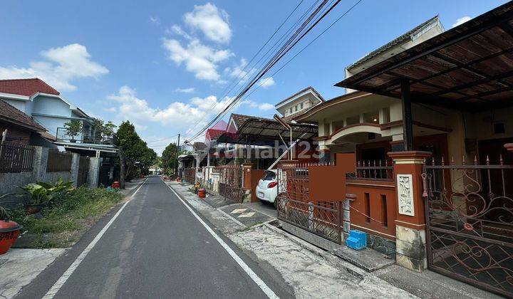 Di Jual Rumah Dekat Dengan Kampus Binus Lokasi di Blimbing 2