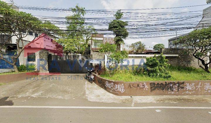 Gudang Kantor Poros Jalan Provinsi Akses Kendaraan Besar Siap Pakai 1