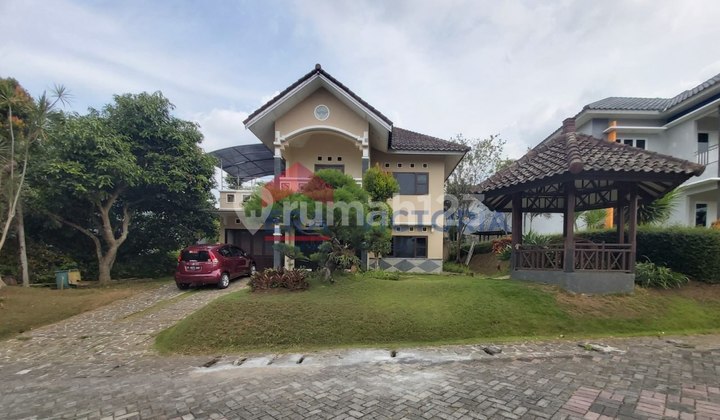 Rumah cantik 2 lantai Villa Kusuma Estate Nyaman Harga Terbaik Rumah cantik 2 lantai Villa Kusuma Estate Nyaman Harga Terbaik