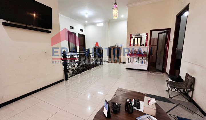 Rumah Lokasi Ramai Dekat Kuliner Sulfat Potensi Kos & Usaha