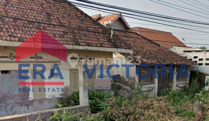 DIJUAL Tanah Lokasi Baron Kab Nganjuk Terdapat 4 Bangunan Rumah DIJUAL Tanah Lokasi Baron Kab Nganjuk Terdapat 4 Bangunan Rumah
