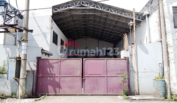 Gudang Strategis Surabaya Dekat Tol, Cocok untuk Bisnis & Produks