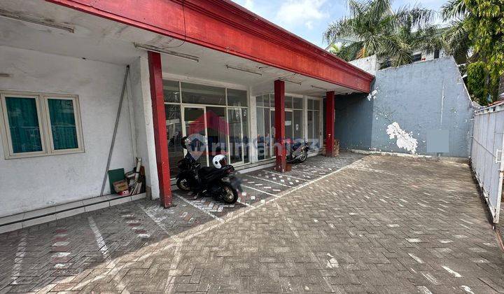 Ruko Lokasi Strategis Pinggir Jalan Raya Kawasan Bisnis Cocok untuk Kuliner  1