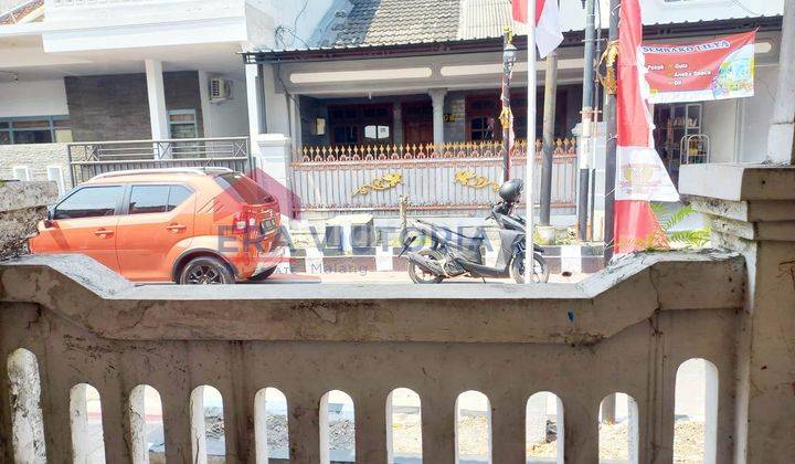 DIJUAL Rumah Dekat Pintu Tol Madyopuro Lokasi Strategis Kota Malang  2