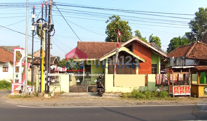 Jual Rumah Posisi Hook + Kebun Belakang Luas di Pare Kab Kediri