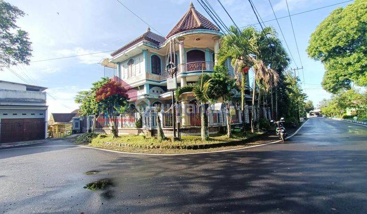 Rumah Dalam Perumahan di Blok Depan Dekat Jalan Raya Kota Malang  1