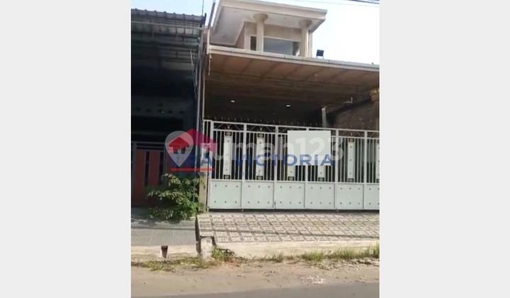 Shop House 384 m2 Freehold Certificate Ngronggot, Nganjuk Suitable for All Businesses Shop House 384 m2 Freehold Certificate Ngronggot, Nganjuk Suitable for All Businesses