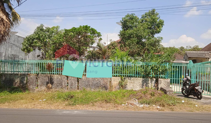 Rumah Lokasi Dekat RSUD Lawang Cocok untuk Keluarga Besar Rumah Lokasi Dekat RSUD Lawang Cocok untuk Keluarga Besar
