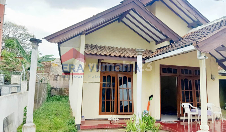 House in Pakis Area Near Airport & Wendit Tourist Spot, Ideal for Families. 2