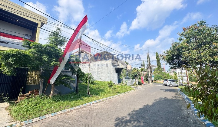 Comfortable & Safe House Pakis Housing Suitable for Young Couples 2