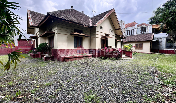Dutch Colonial House Area Gunung Klojen Popular Business Location 2