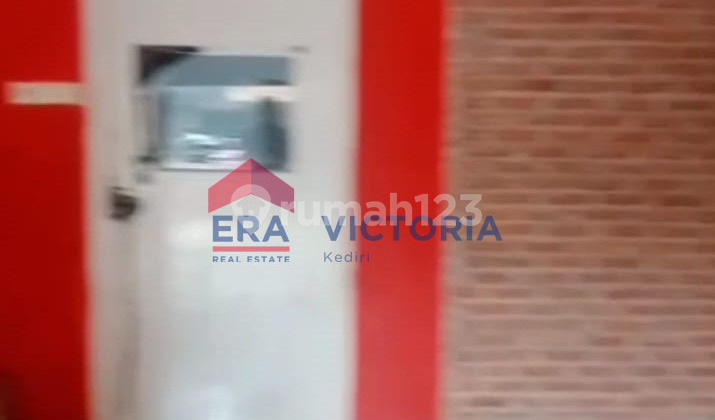 Shop House for Rent in Mojoroto, Kediri City, Spacious Parking Shop House for Rent in Mojoroto, Kediri City, Spacious Parking