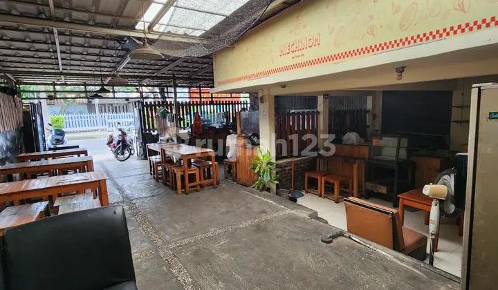 Di Jual Lokasi Strategis Terletak di Buah Batu Ruang Usaha