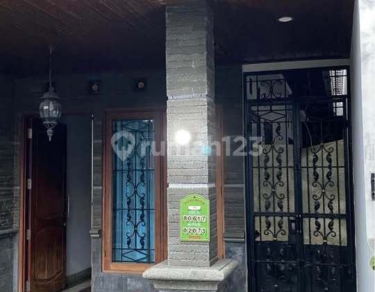 Dijual Rumah di Wilayah yang Asri. Properti 1 Lantai Ini Berada di Lingkungan Strategis.