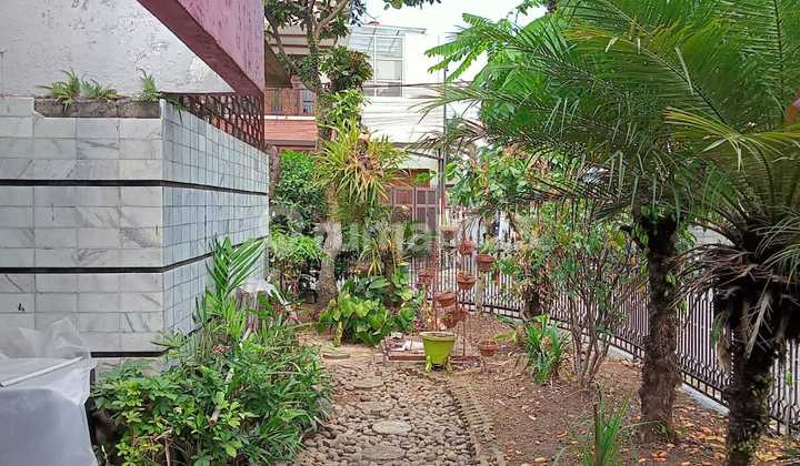 Rumah Bagus di Buah Batu, Bandung Harga Menarik Rumah Bagus di Buah Batu, Bandung Harga Menarik