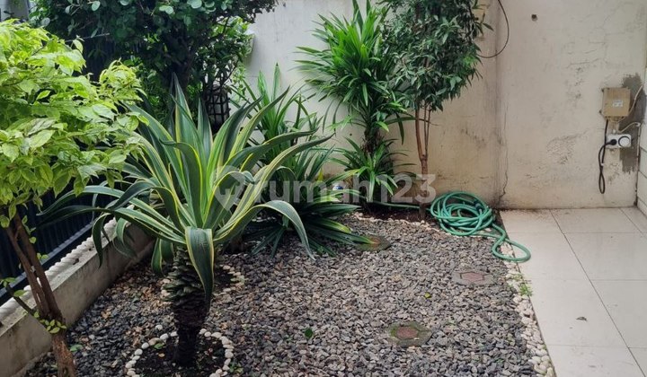 Di Jual Rumah Area Sindang Laya 2